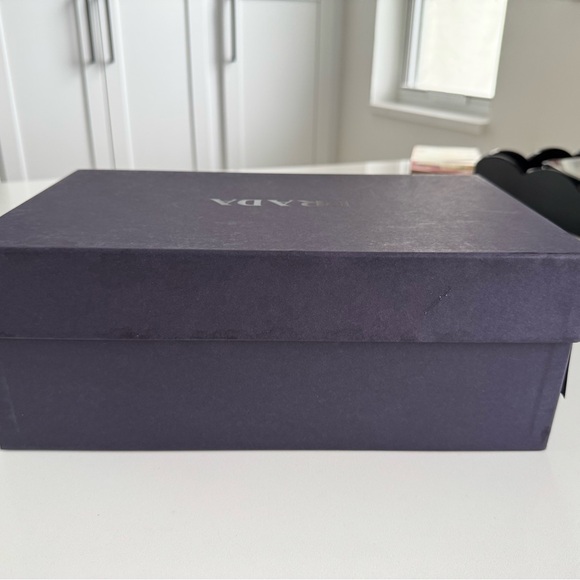 Prada Purple Box - Picture 4 of 7